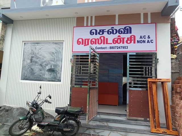 SPOT ON Selvi Residence