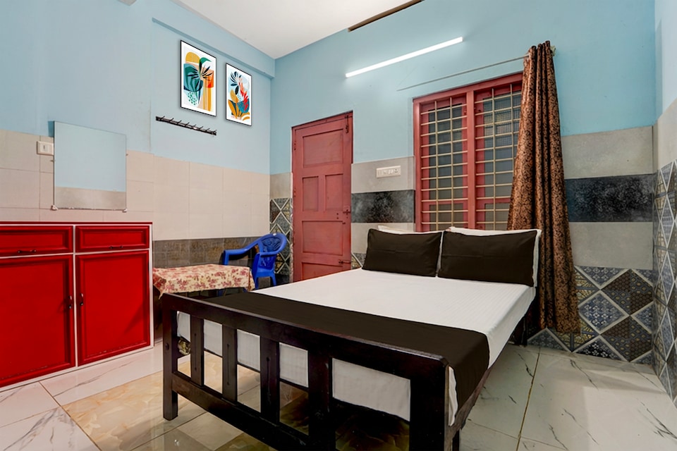 SPOT ON Fortuna Tourist Home , Medical College - Pattom, Trivandrum