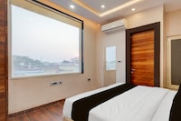 Townhouse Oak CSJMU Kanpur Formerly Shree Dev Villa