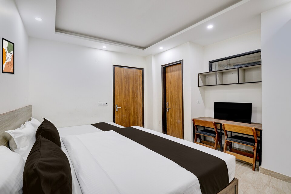 Hotel O Prince Stay, Greater Noida, Noida