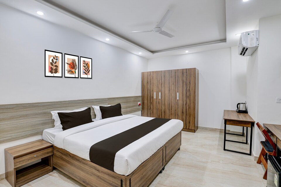 Hotel O Prince Stay, Greater Noida, Noida