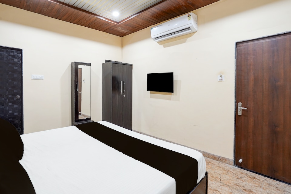 HOTEL O SARANSH, Vijay Nagar Indore, Indore