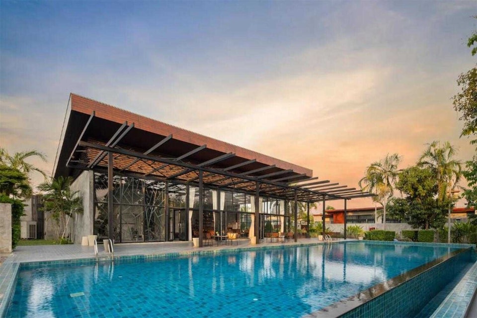 Sunday Sea Two Pool Villa Pattaya, Jomtien Sukhumvit Rd. P2, Pattaya