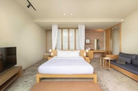 Sunday Sea Two Pool Villa Pattaya