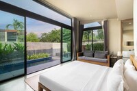 Luxury Private Pool Villas by DanCenter