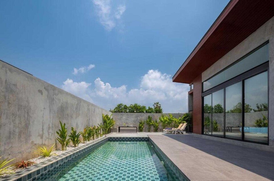 Sea Two Pool Villa by DanCenter, Jomtien Sukhumvit Rd. P2, Pattaya