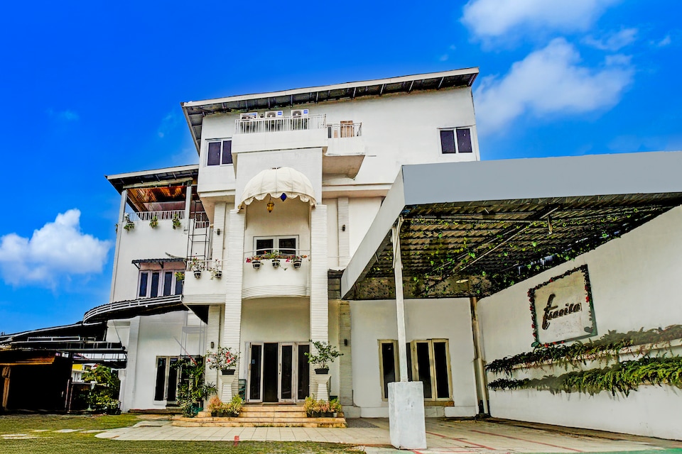 Dancenter Wisma Tsacita, Banda Aceh, Banda Aceh