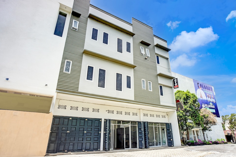 Dancenter Almasarra Residence, Medan, Medan