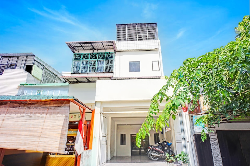 Dancenter Mandala Suite, Medan, Medan