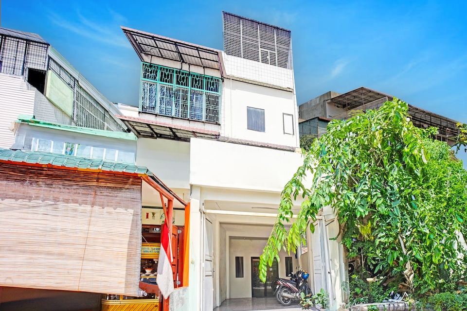 Dancenter Mandala Suite, Medan, Medan