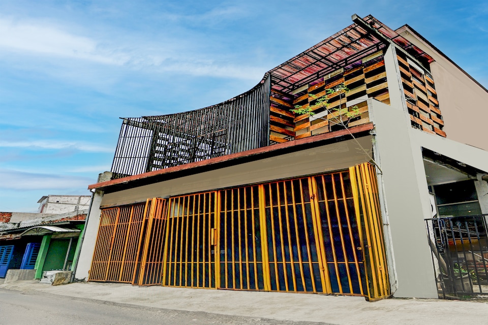 Dancenter Kupang Gunung, Surabaya, Surabaya