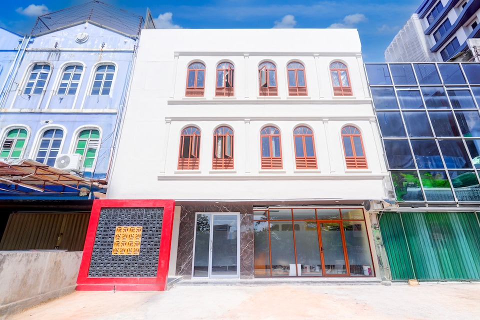 Dancenter Nagoya Hill, Batam, Batam