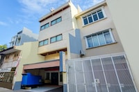 Dancenter Hotel Tiara Sari