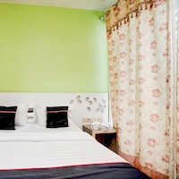 Dancenter Symphony Homestay Tlogomas