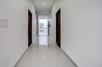 Super Hotel O SGT University Road Formerly Budhera