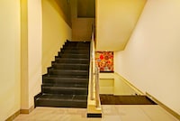 Dancenter Fariz Singosari Hotel