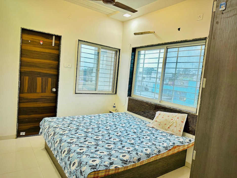 SPOT ON Chandralok Hotel, Yawal, Yawal