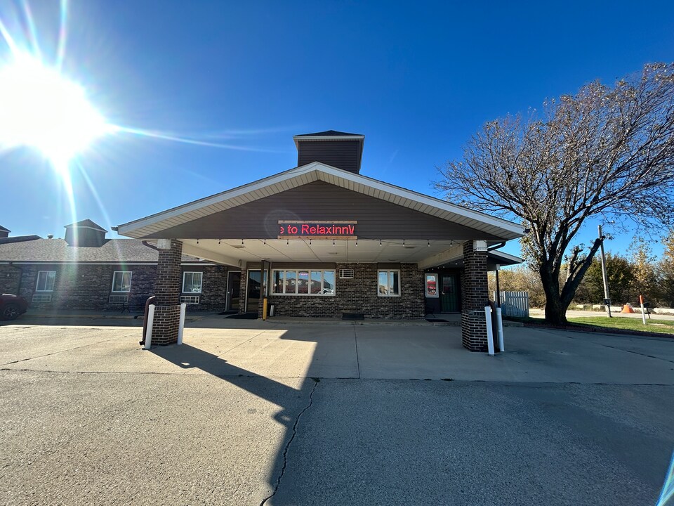 Relax Inn and Suite by Capital O I 80, Adair, IA, Adair, IA