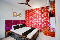 SPOT ON Hotel Rajwarapalace 