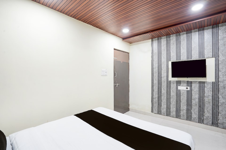 Hotel O Sunshine Classic, Bus Stand Nagpur, Nagpur