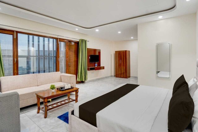 Townhouse Sector 102 Noida