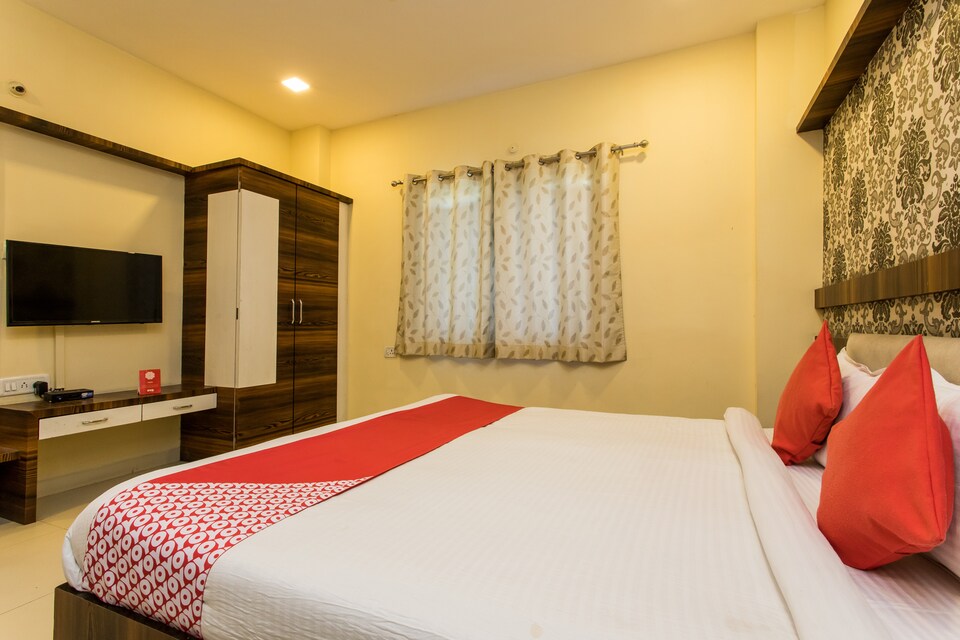 OYO 2533 Hotel Pride, Airport Road - Indore, Indore