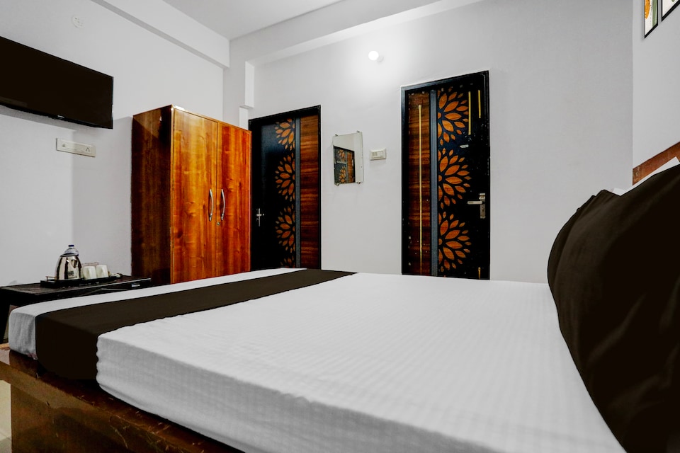 Hotel O Aadya Home Stay , Ayodhya, Ayodhya