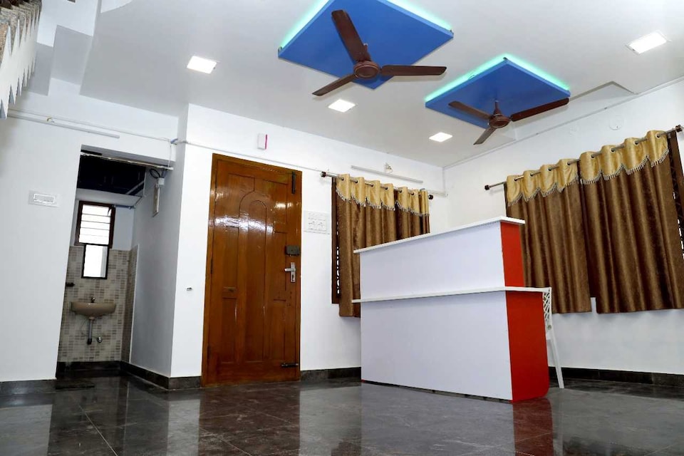 Hotel O The Olive Residency , Nungambakkam Chennai, Chennai