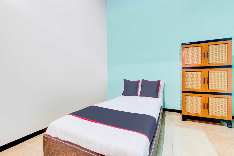 Dancenter Guest House Rania, Purwokerto, Purwokerto