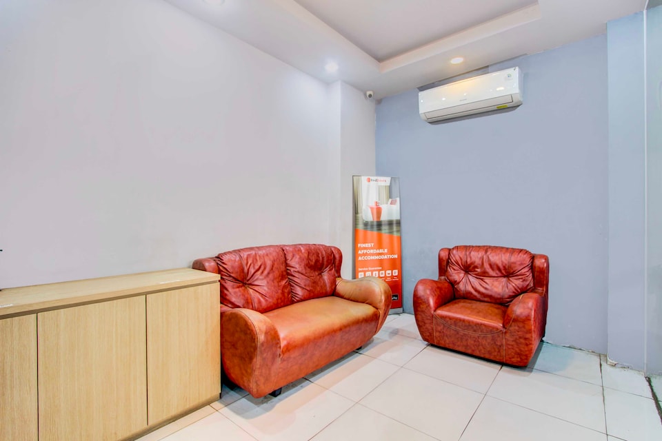 Dancenter Hugo Suites, Tegal, Tegal