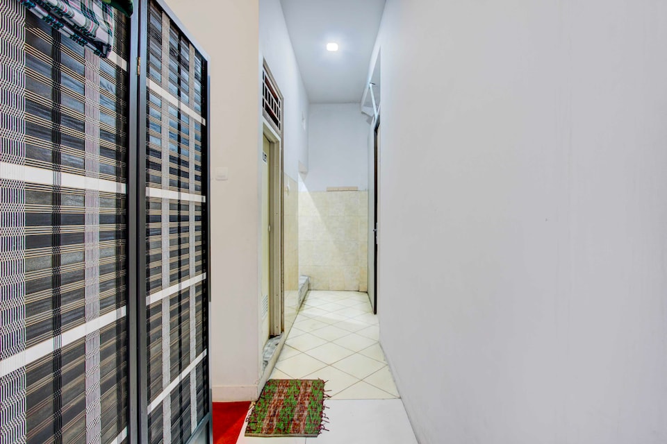 Dancenter Hugo Suites, Tegal, Tegal