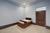 SPOT ON Royal Palace 