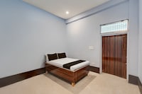 SPOT ON Royal Palace 