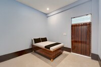 SPOT ON Royal Palace 