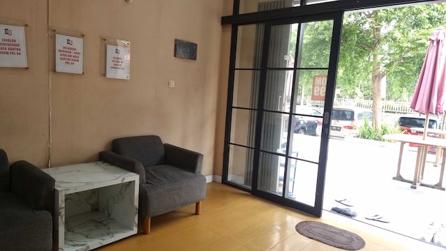 Dancenter Apartment Riverview Jababeka