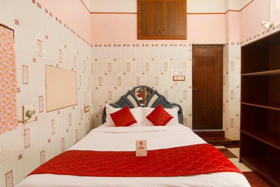OYO 13079 Home Compact 3BHK Near ECR Cudalore Road, Pondicherry City Centre, Pondicherry