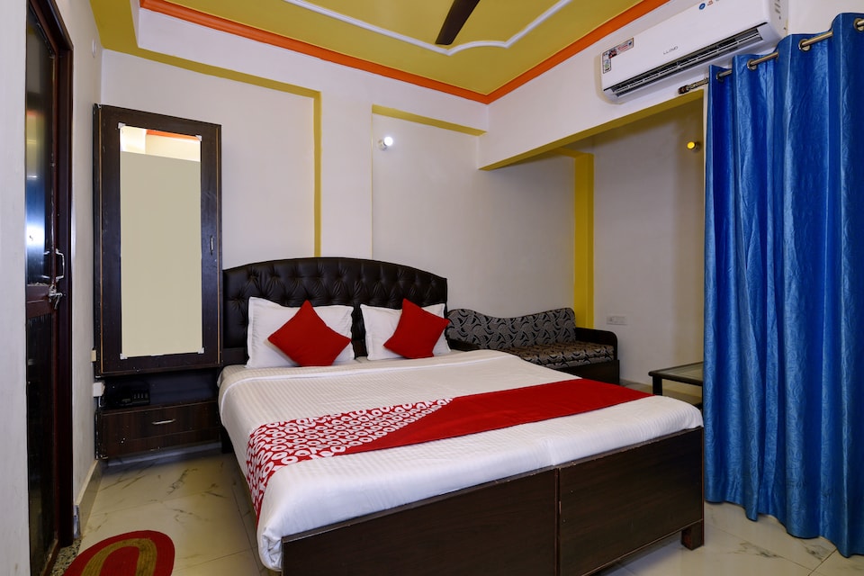 OYO 13086 Temple City Guest House, Assi Ghat Varanasi, Varanasi