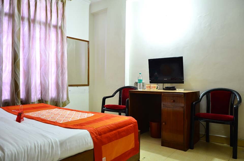 Hotel Paradise International, Airport Delhi, Delhi Transit
