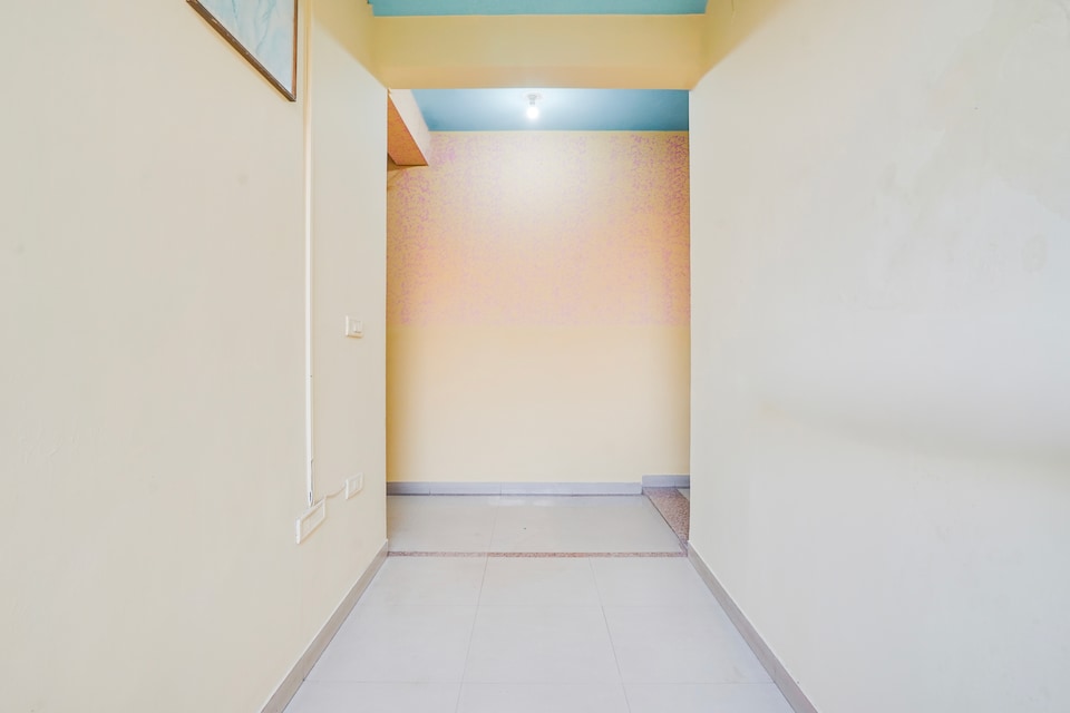 Super Hotel O JLN Marg Malviya Nagar Formerly Hotel Braj Haveli, Jaipur Airport, Jaipur