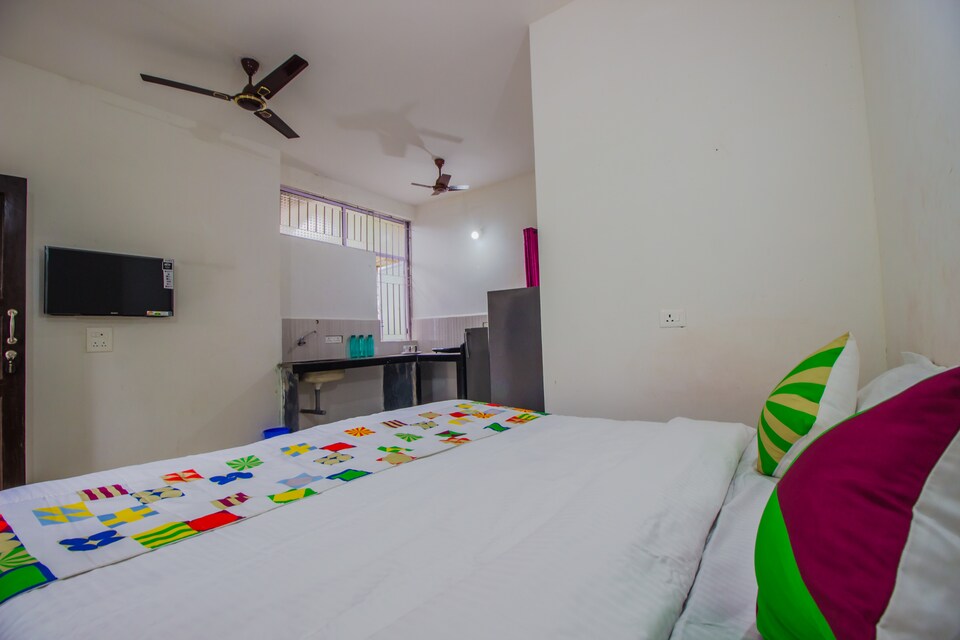 OYO 13098 Cozy Studio, Siolim, Goa