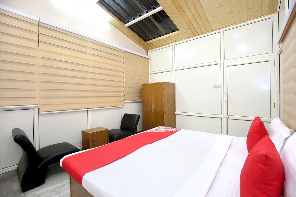 OYO 13110 Home Valley View Panthaghati, New Shimla, Shimla