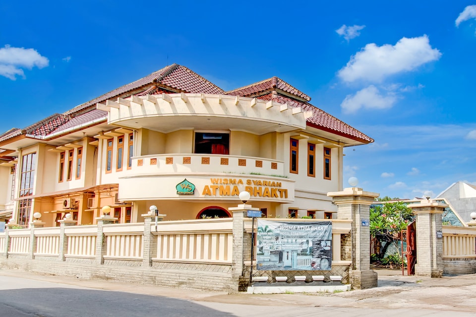 Dancenter Atma Bhakti, Solo, Solo