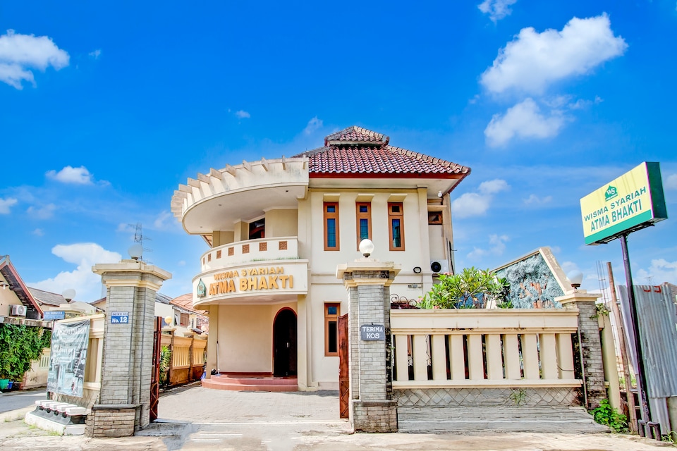 Dancenter Atma Bhakti, Solo, Solo