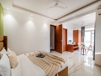 The Infinity Pool Villa Hotel by DanCenter, Baga Beach, Goa