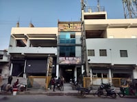 Hotel O HI-WAY Palace 