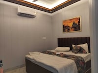 Hotel O HI-WAY Palace 