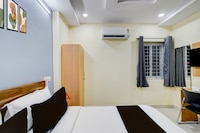 Super Townhouse Financial District Circle Hyderabad