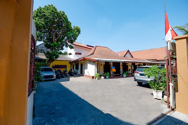 Dancenter Griya Kencana