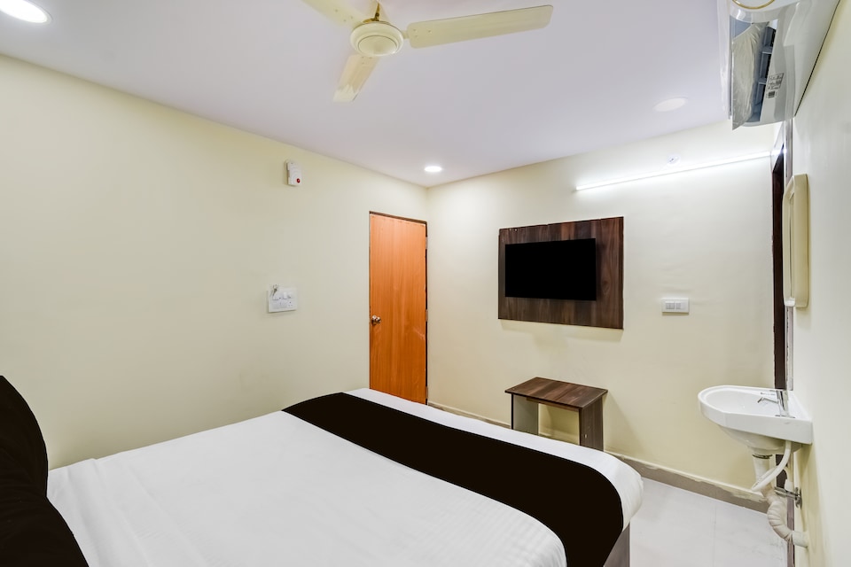 Hotel  O R Square NARSINGI , Gachibowli Extension, Hyderabad