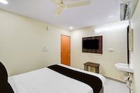 Hotel O by OYO R Square NARSINGI